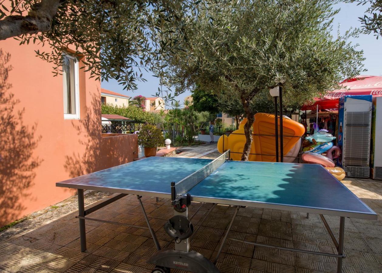 Stefan Village Hotel Agia Marina Buitenkant foto